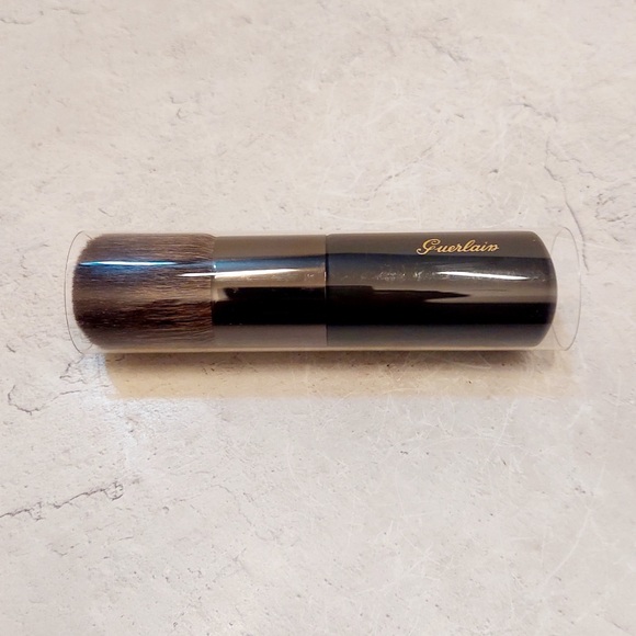 BNIB Guerlain Terracotta Kabuki Bronzing Powder Brush - Picture 6 of 10